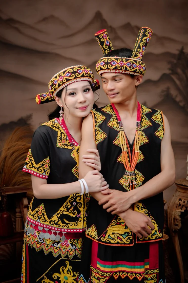 Tema Dayak-5